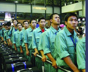 Anh không cấp giấy phép lao động cho lao động phổ thông của Việt Nam