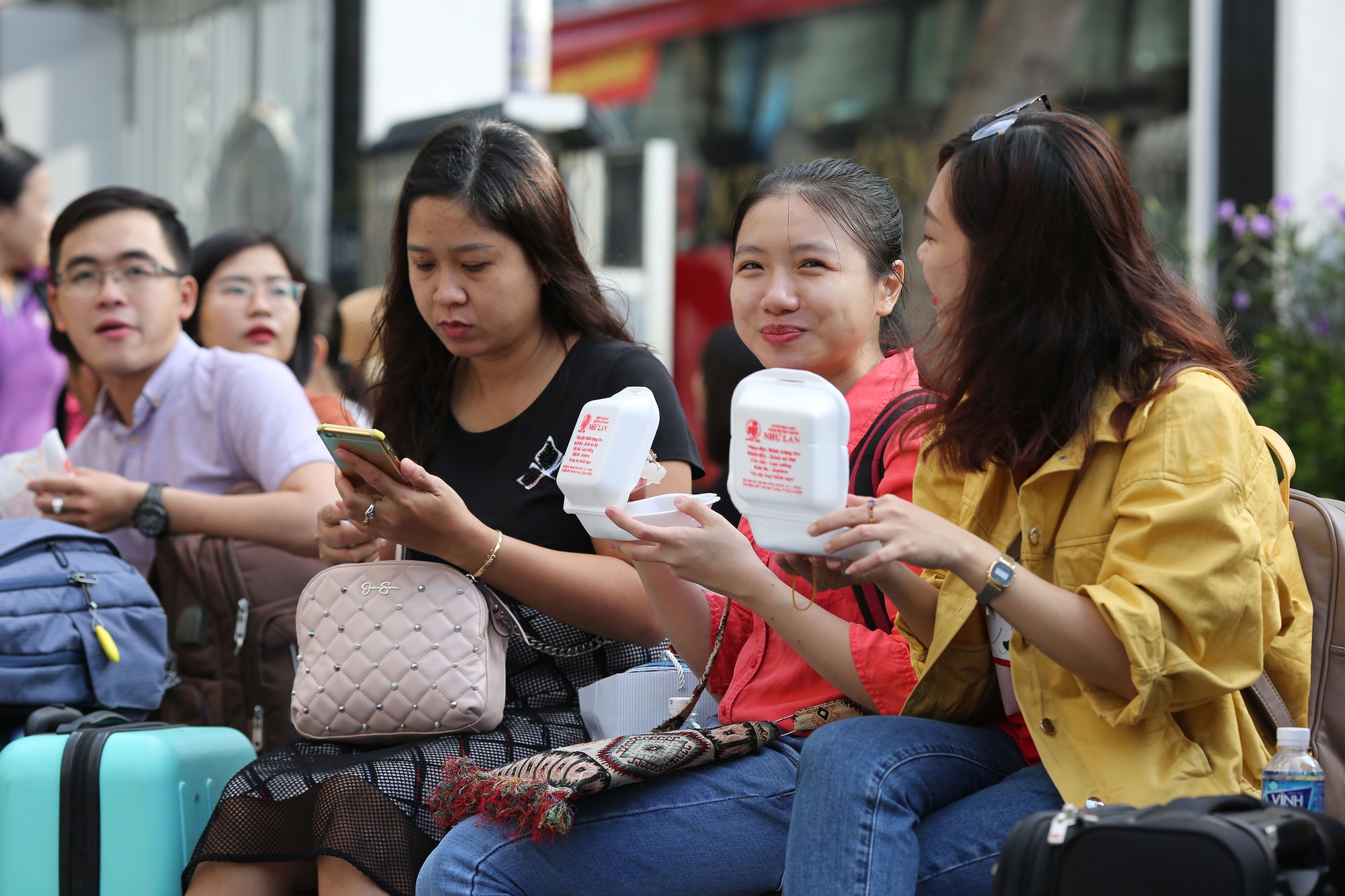 Hàng ngàn giảng viên lên đường làm giám thị - Ảnh 6.