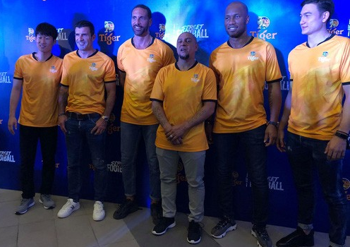 Park Ji-sung khuyên cầu thủ Việt sang châu Âu, Đặng Văn Lâm mơ đá cặp với Rio Ferdinand