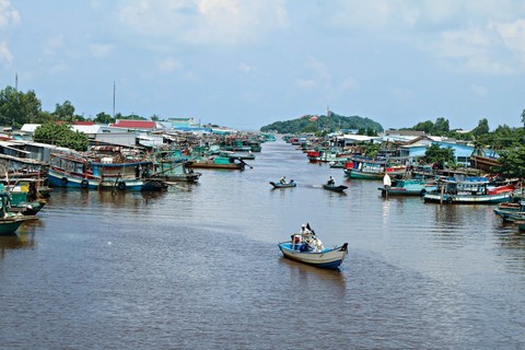 Cô chủ quán cà phê bị sát hại và gã trai bôn tẩu suốt 10 năm