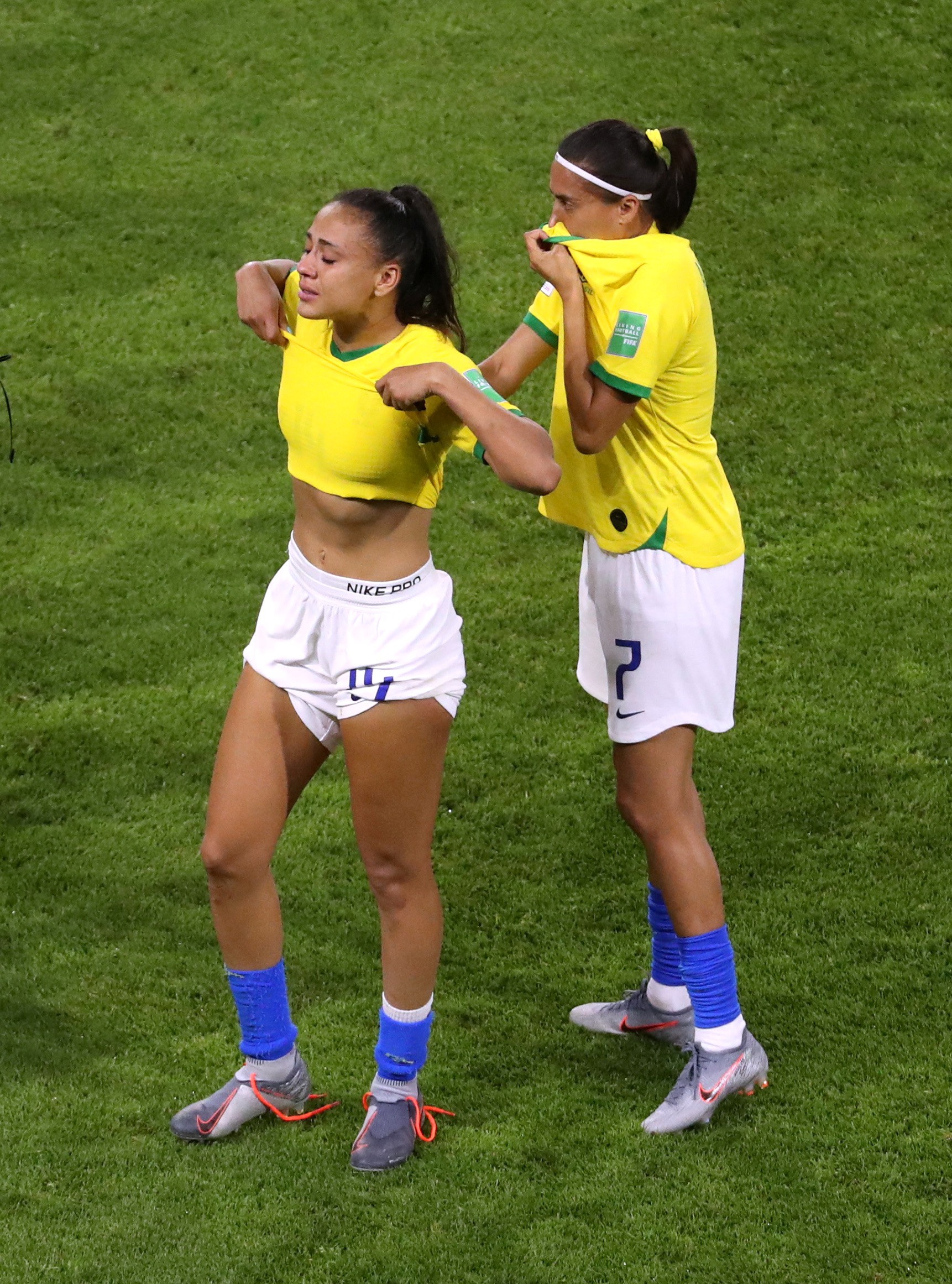 Clip: Henry lại gieo sầu cho Brazil tại World Cup - Ảnh 5.