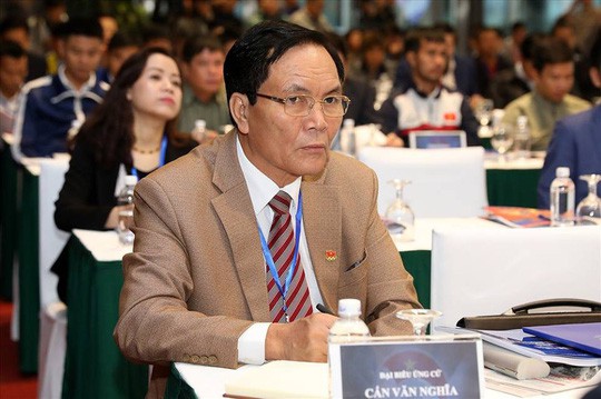 VFF nói gì về việc ông Cấn Văn Nghĩa đột ngột từ chức Phó Chủ tịch?