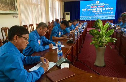 BÌNH DƯƠNG: Thi chủ tịch Công đoàn giỏi
