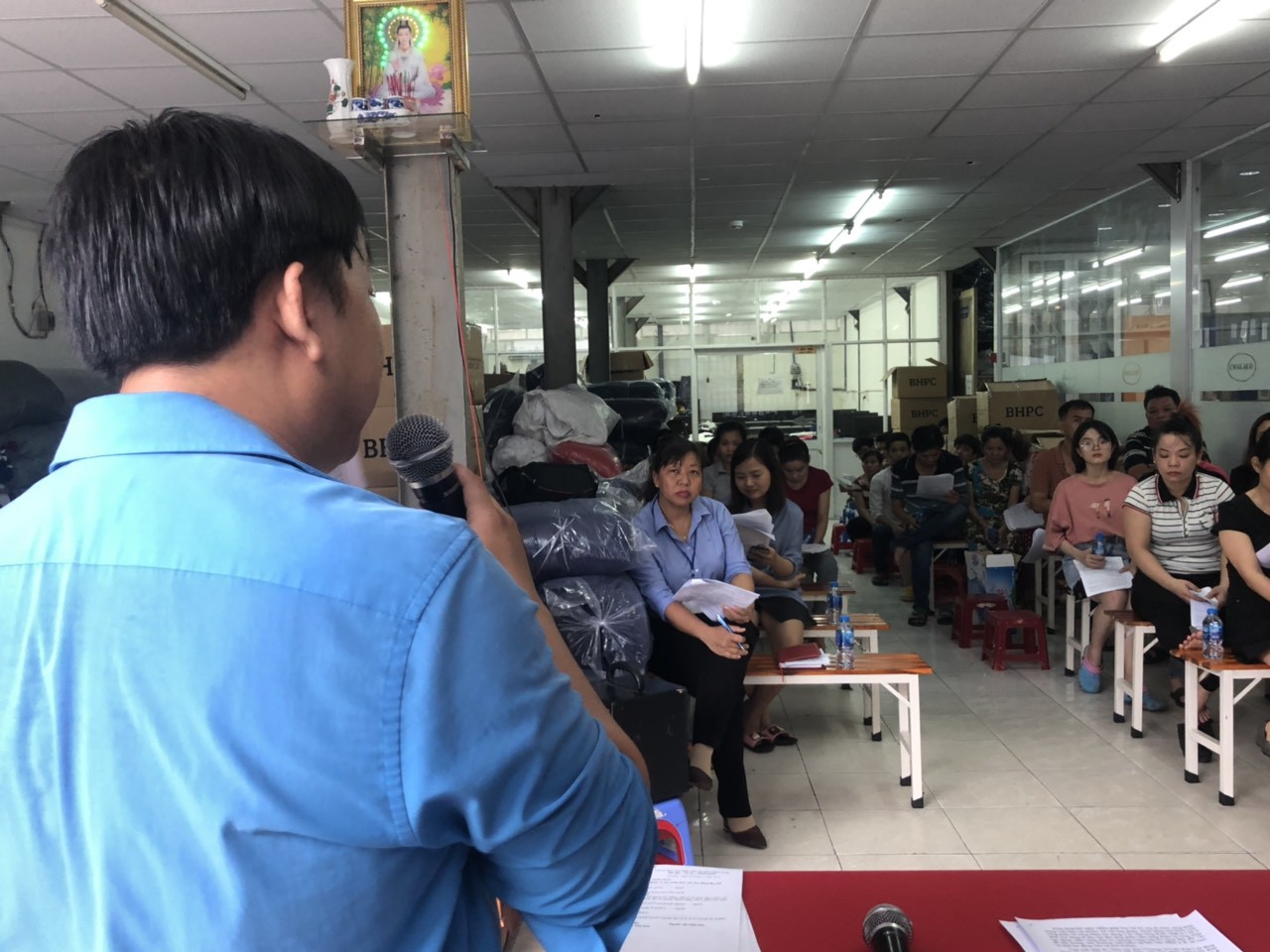 Lấy &yacute; kiến c&ocirc;ng nh&acirc;n khi k&yacute; kết thỏa ước lao động tập thể - Ảnh 3.