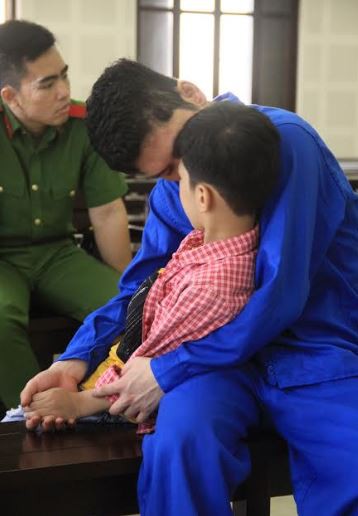 Ba ơi.... Ba về với con!