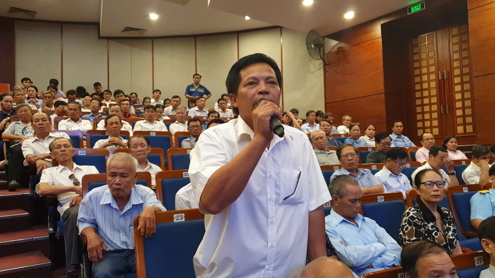 Cử tri Đà Nẵng: Cán bộ bị bắt bao giờ mới được đưa ra xét xử?