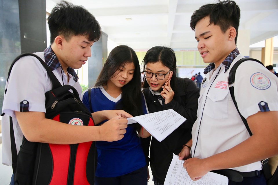Gợi ý giải đề môn tiếng Anh thi THPT quốc gia 2019