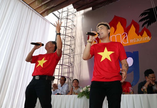 Livestream thứ 4 Hành trình hát vì đội tuyển: Hãy xem đó là niềm tự hào dân tộc