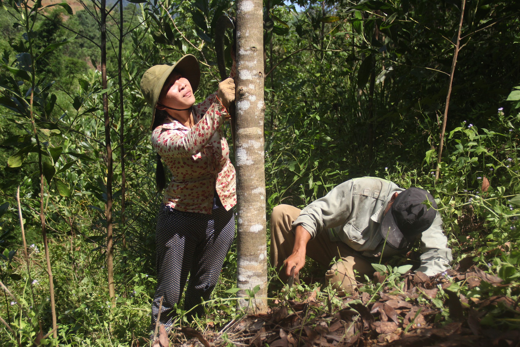 Hành trình thi tốt nghiệp THPT có 1 không 2 của đôi vợ chồng trẻ - Ảnh 3.