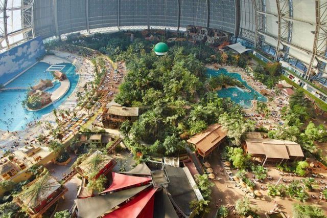 Kho máy bay cũ đổ nát hóa thành resort cực sang chảnh
