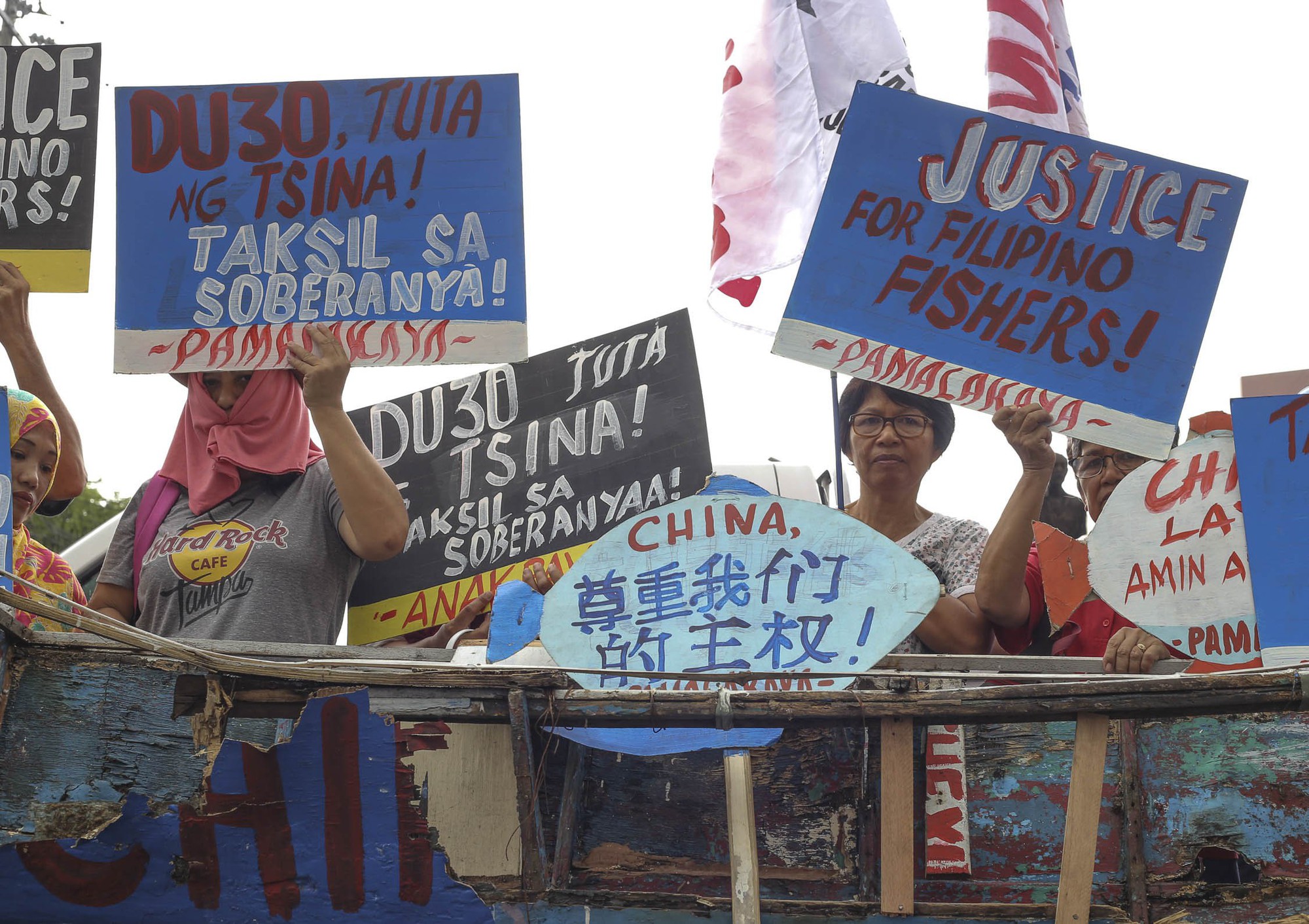 &Ocirc;ng Duterte dọa bỏ t&ugrave; người n&agrave;o d&aacute;m luận tội m&igrave;nh - Ảnh 2.