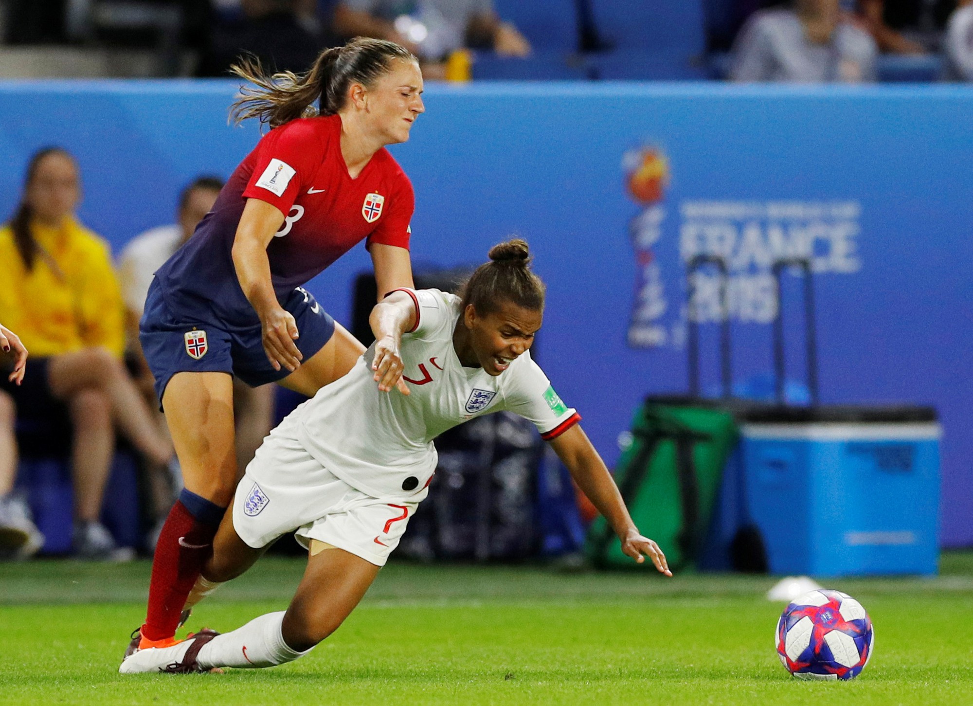 Thắng Na Uy 3 sao, tuyển Anh v&agrave;o b&aacute;n kết World Cup nữ 2019 - Ảnh 4.