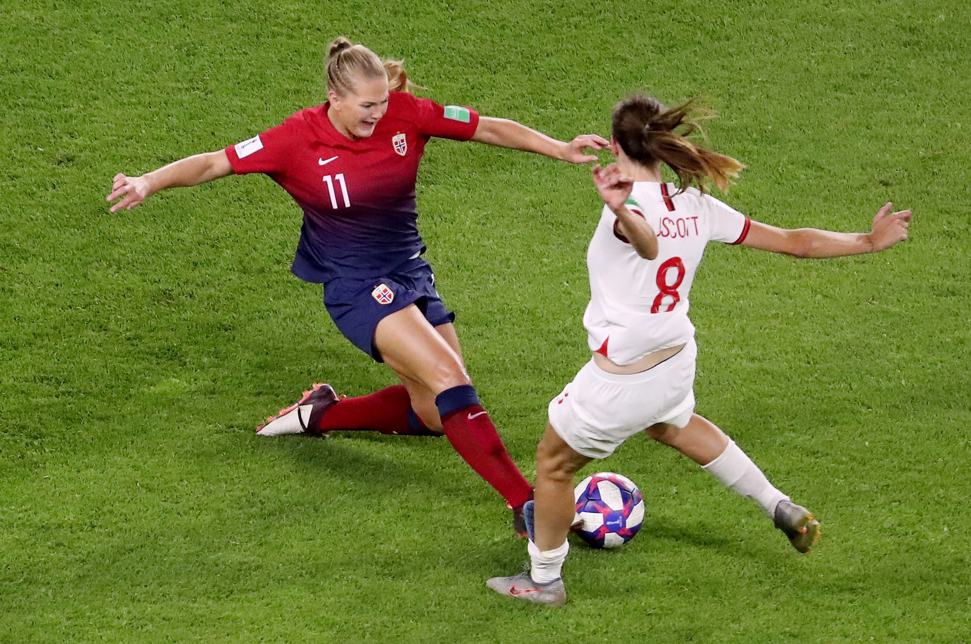 Thắng Na Uy 3 sao, tuyển Anh v&agrave;o b&aacute;n kết World Cup nữ 2019 - Ảnh 3.