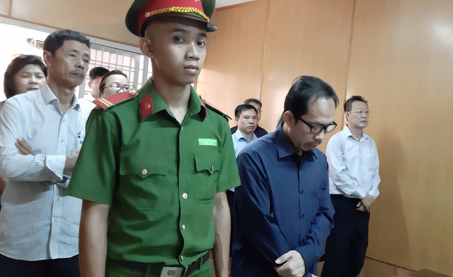G&atilde; đ&agrave;n &ocirc;ng lập kế hoạch g&agrave;i bẫy người đ&agrave;n b&agrave; vốn l&agrave; bạn th&acirc;n của mẹ m&igrave;nh - Ảnh 1.