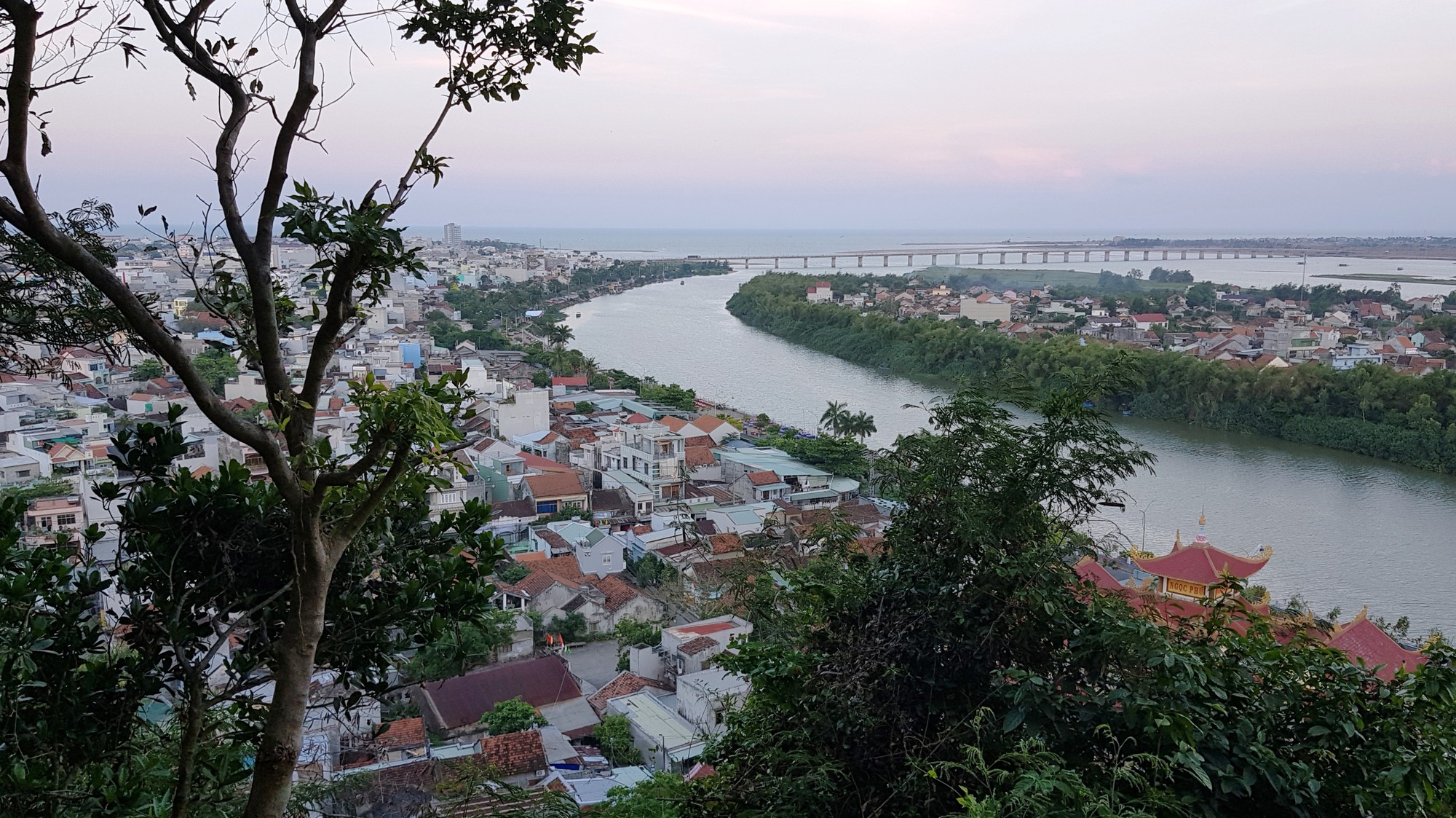 Phá thế cách biệt, Nam Trung Bộ vươn dậy - Ảnh 5.