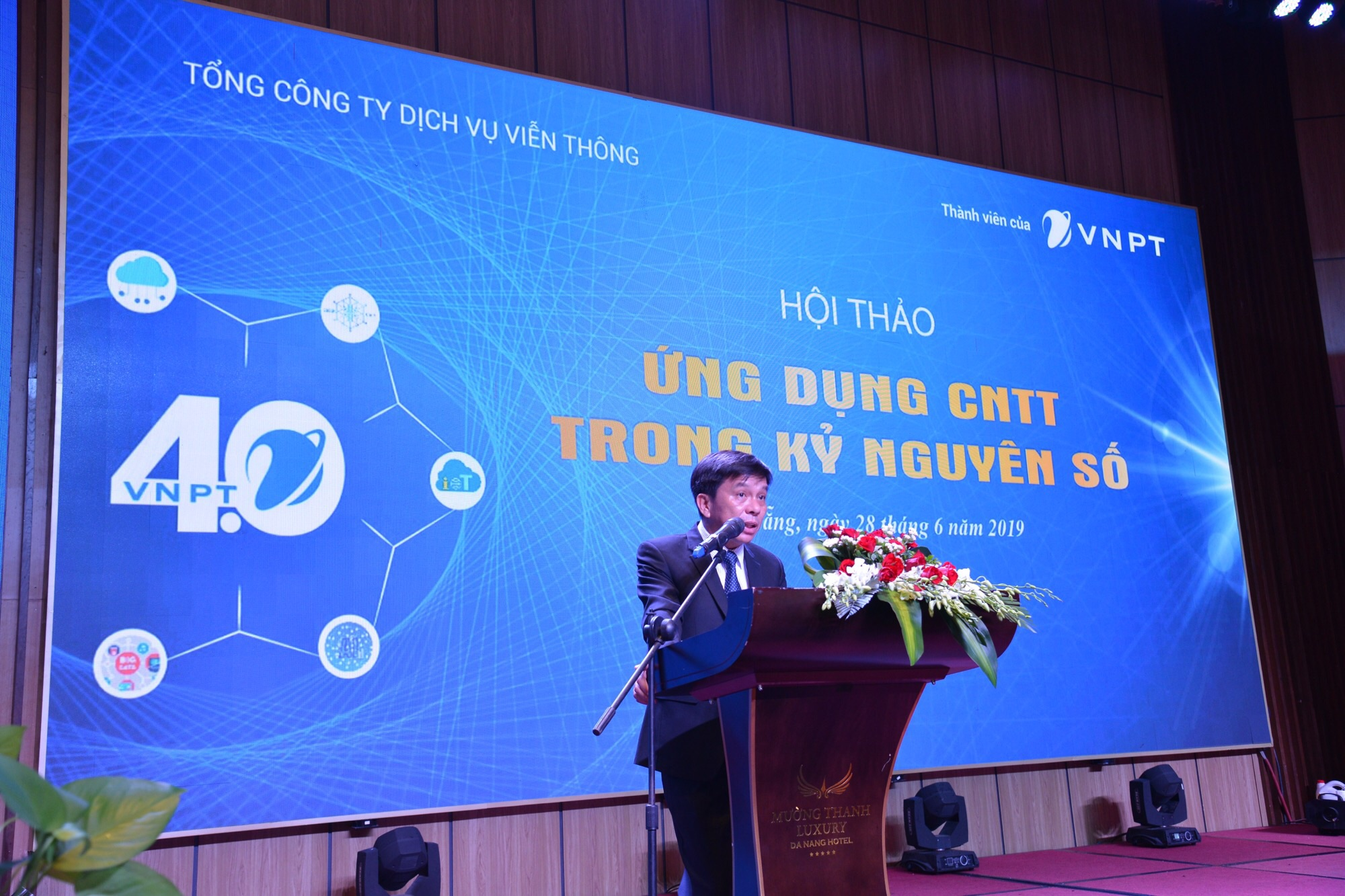 VNPT giới thiệu giải pháp công nghệ thông tin trong kỷ nguyên số cho khách hàng miền Trung
