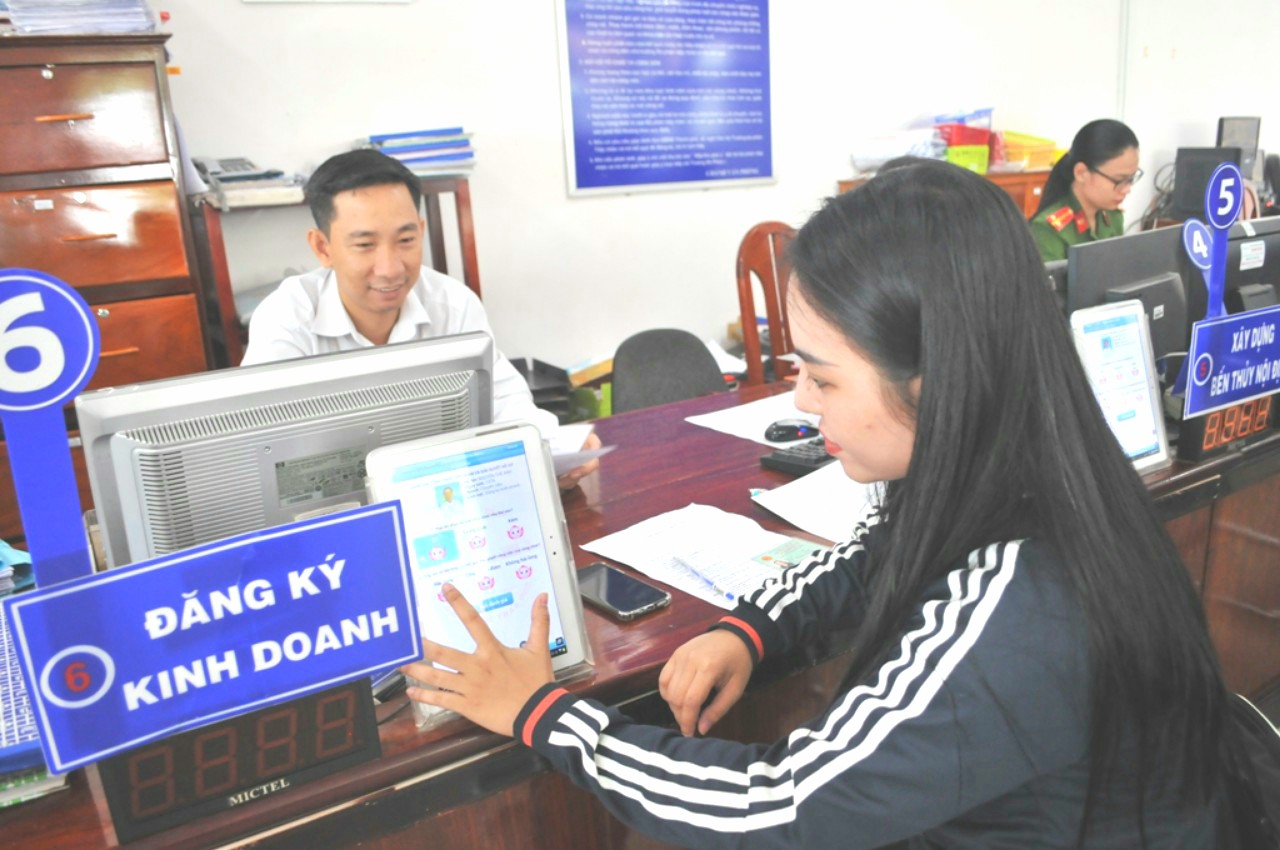 Cao Lãnh triển khai phần mềm "Xin lỗi dân"