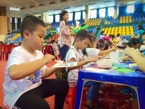 Tuyên dương gia đình đoàn viên tiêu biểu
