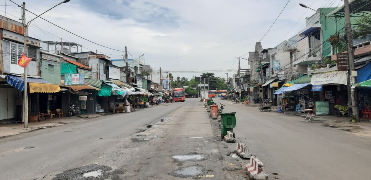 Đìu hiu bến phà Vàm Cống trước ngày khai tử - Ảnh 1.