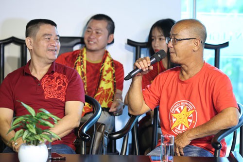 Livestream thứ 2 "Hành trình Hát vì đội tuyển": Lấy cảm hứng cuộc thi để cổ vũ đội tuyển
