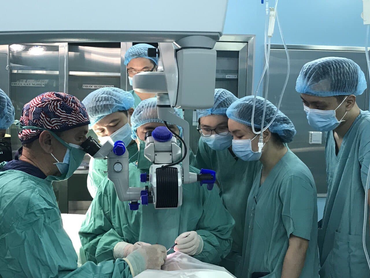 Thành lập Trung tâm Mắt hiện đại ở miền Trung