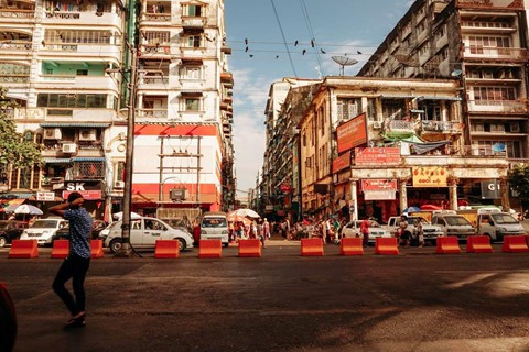 Tiếng v&oacute; ngựa len lỏi giữa những khu đền ở Myanmar - Ảnh 9.