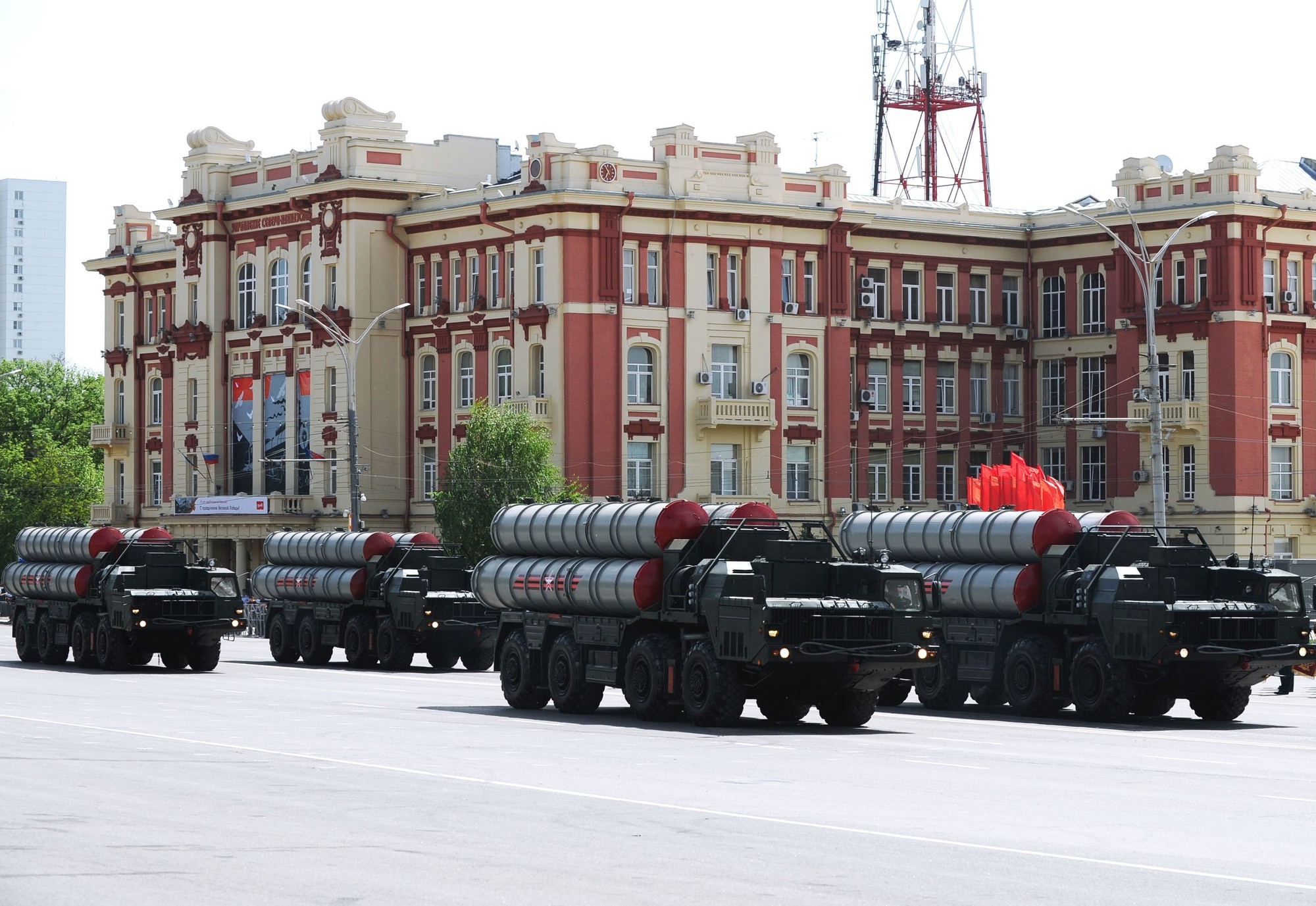Căng thẳng S-400: Ông Trump đổ lỗi cho ông Obama