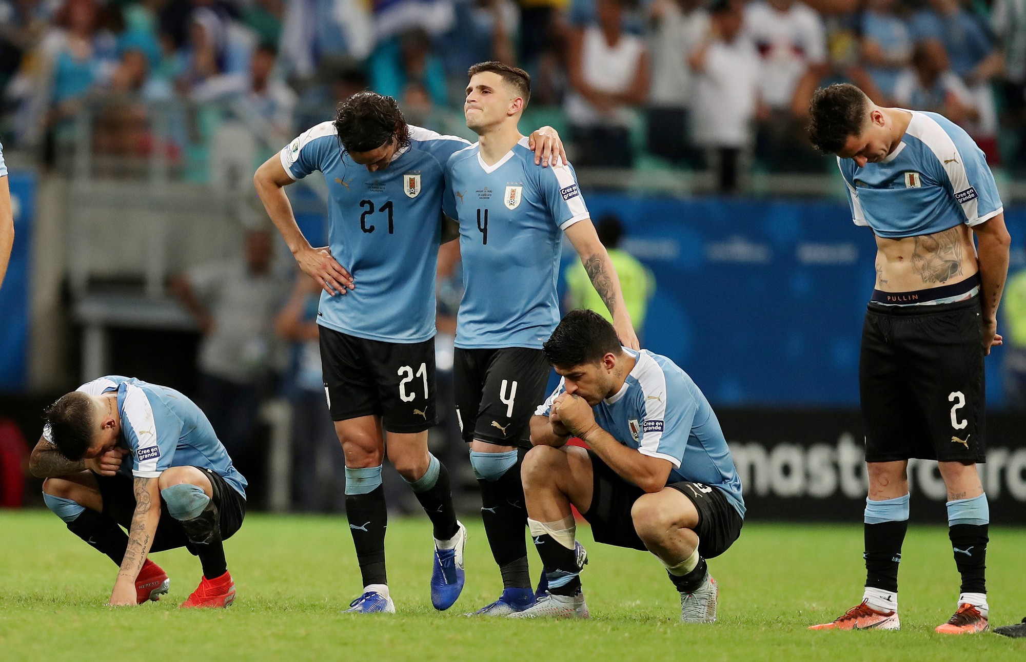 Kh&ocirc;ng s&uacute;t c&uacute; n&agrave;o vẫn v&agrave;o b&aacute;n kết, Peru g&acirc;y n&aacute;o loạn Copa America - Ảnh 6.