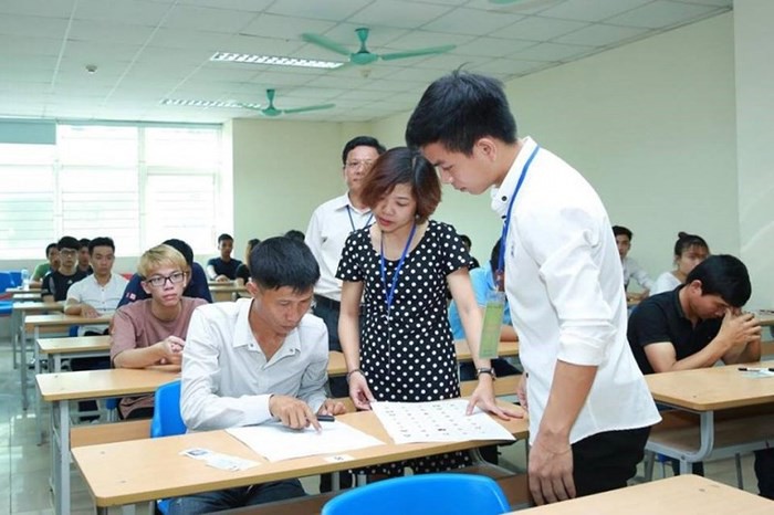 Phạt 5 doanh nghiệp vi phạm đưa lao động l&agrave;m việc nước ngo&agrave;i - Ảnh 1.