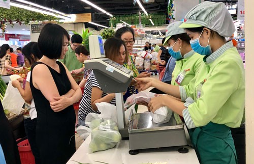 Chất thải nhựa giảm trong siêu thị, tăng ở chợ