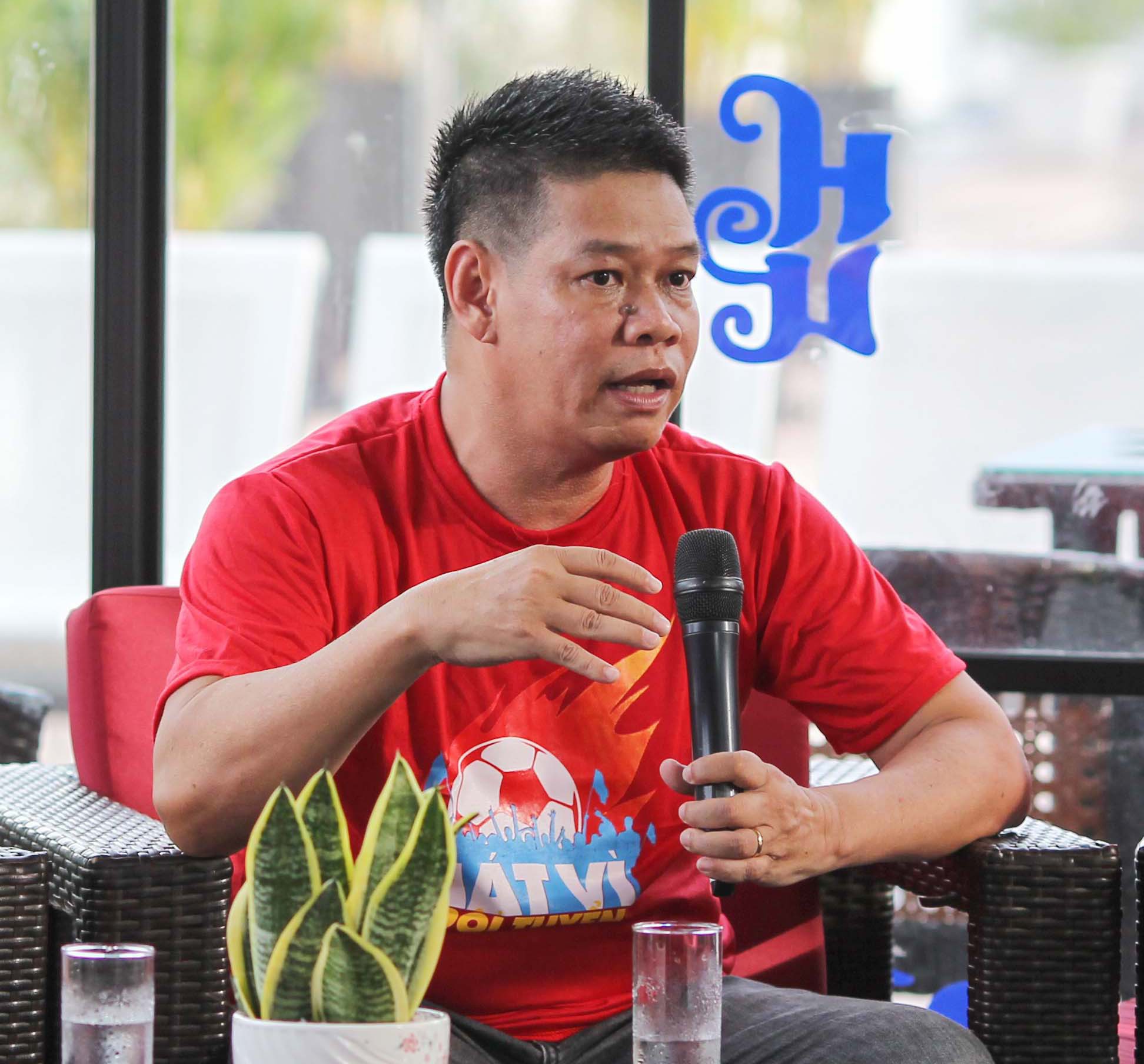 Livestream lần 2 H&agrave;nh tr&igrave;nh h&aacute;t v&igrave; đội tuyển: Cảm x&uacute;c từ b&oacute;ng đ&aacute;, v&igrave; b&oacute;ng đ&aacute; - Ảnh 2.