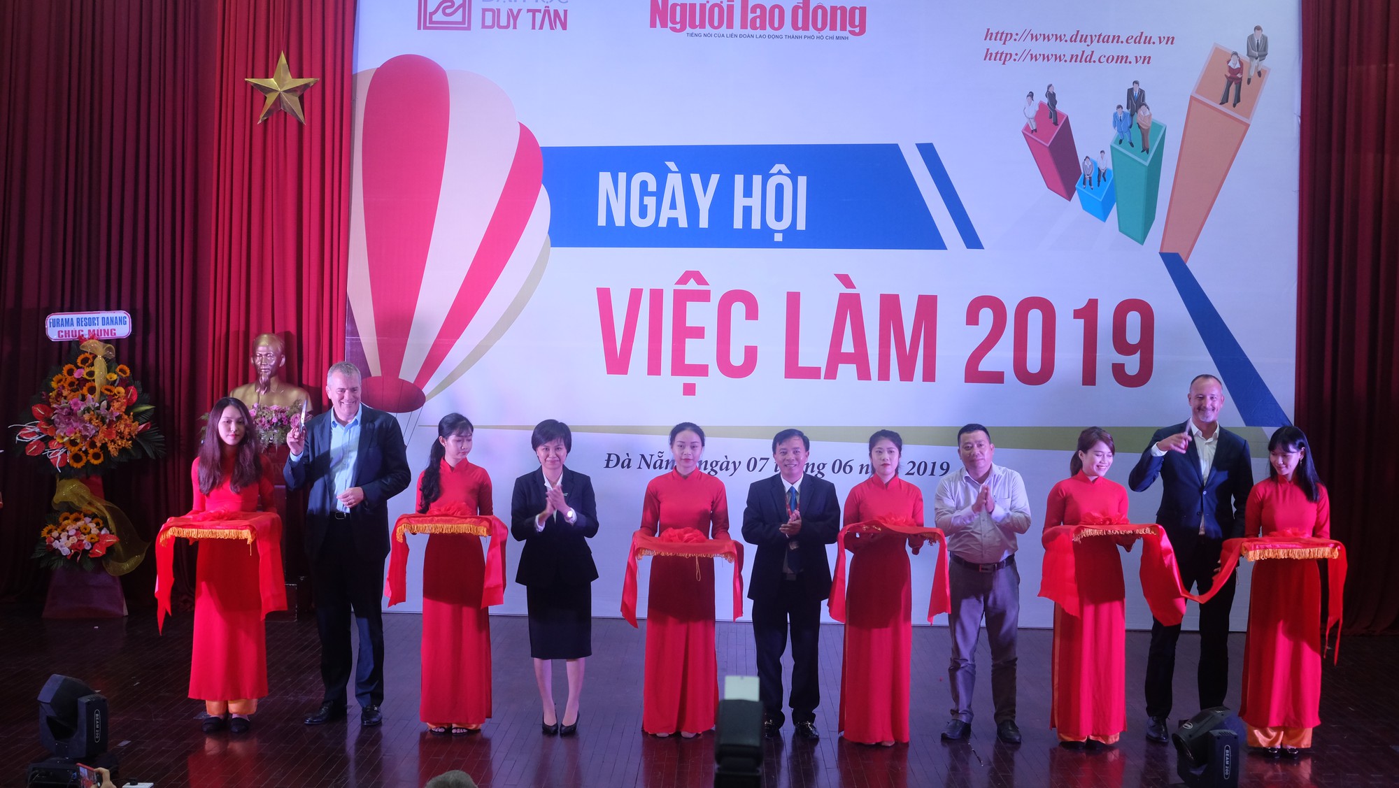 Hơn 80 doanh nghiệp tham gia ng&agrave;y hội việc l&agrave;m tại Đ&agrave; Nẵng - Ảnh 1.