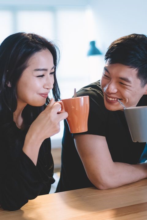Đ&ugrave;a với th&iacute;nh coi chừng d&iacute;nh - Ảnh 2.