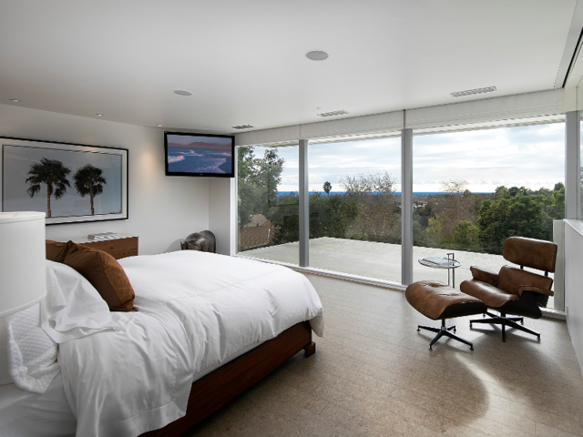 B&ecirc;n trong biệt thự xa hoa, đắt đỏ nhất Los Angeles - Ảnh 13.