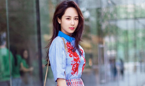 Những sao nh&iacute; dậy th&igrave; th&agrave;nh c&ocirc;ng của showbiz Trung Quốc - Ảnh 3.