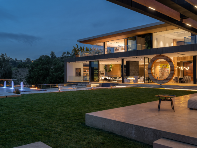 B&ecirc;n trong biệt thự xa hoa, đắt đỏ nhất Los Angeles - Ảnh 6.
