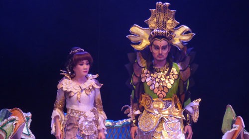 Hoàng Trinh: Ngọt ngào và tin cậy!