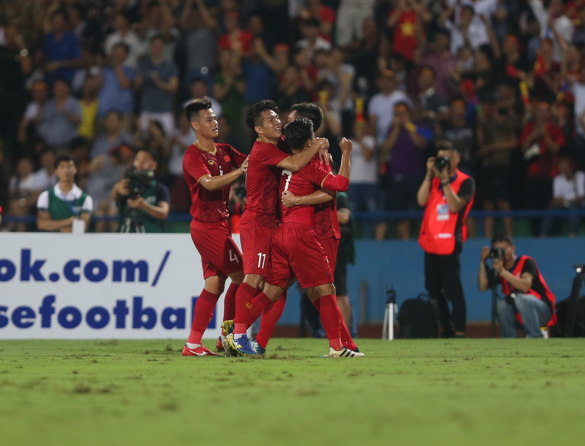 Xem lại vũ kh&uacute;c trong mưa của U23 Việt Nam - Ảnh 7.
