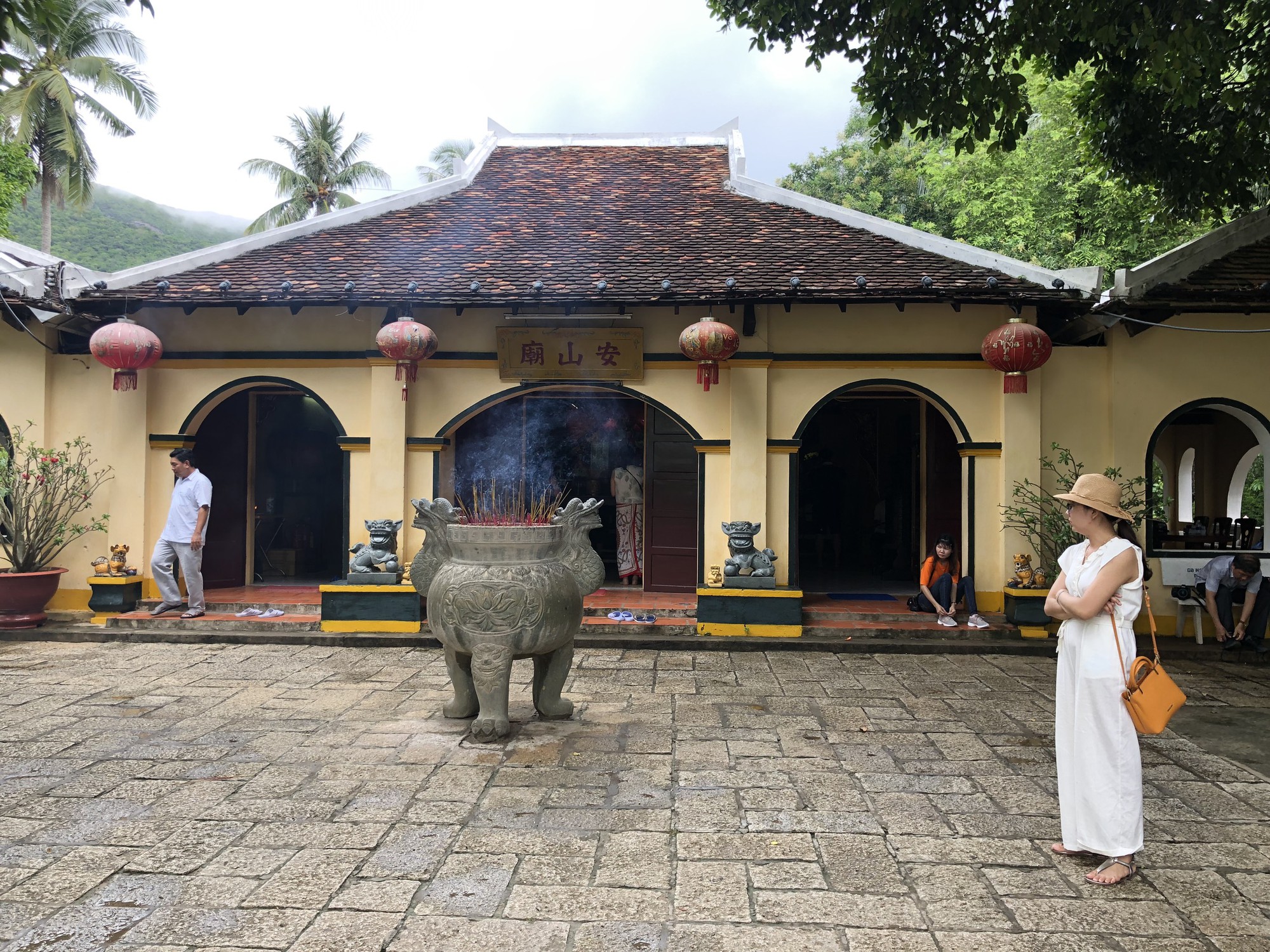 Côn Đảo - vùng đất tâm linh - Ảnh 10.