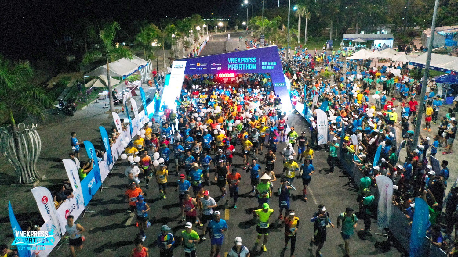 VnExpress Marathon 2019 khuấy động th&agrave;nh phố biển Quy Nhơn - Ảnh 1.