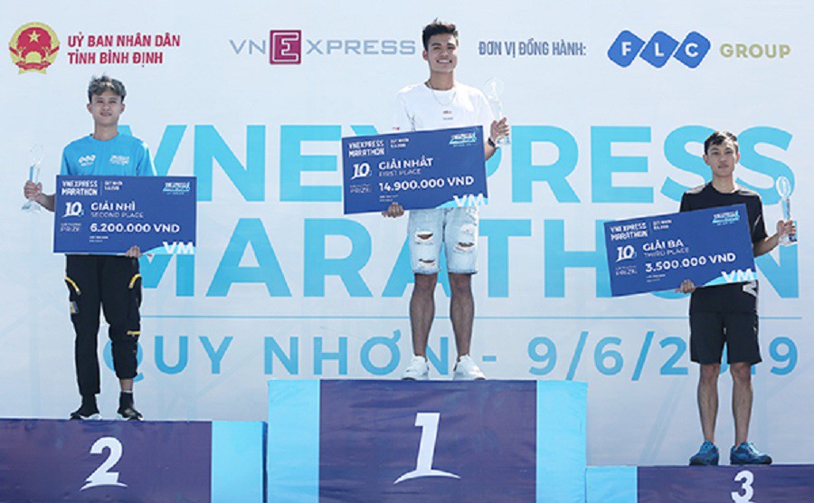 VnExpress Marathon 2019 khuấy động th&agrave;nh phố biển Quy Nhơn - Ảnh 3.
