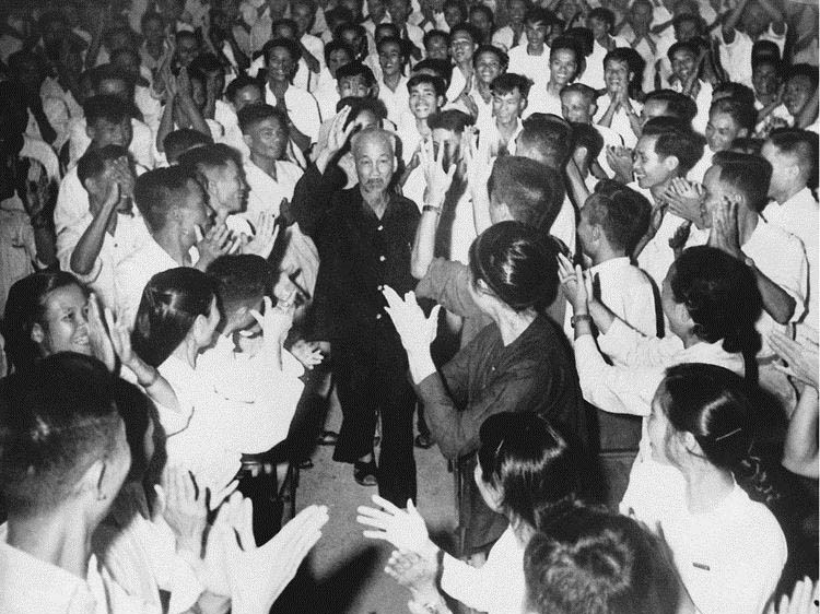 Xã hội tốt, gia đình càng tốt