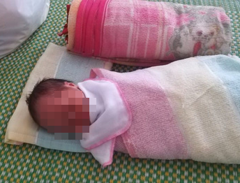 Bé trai nặng 2,6 kg bị bỏ rơi tại bệnh viện