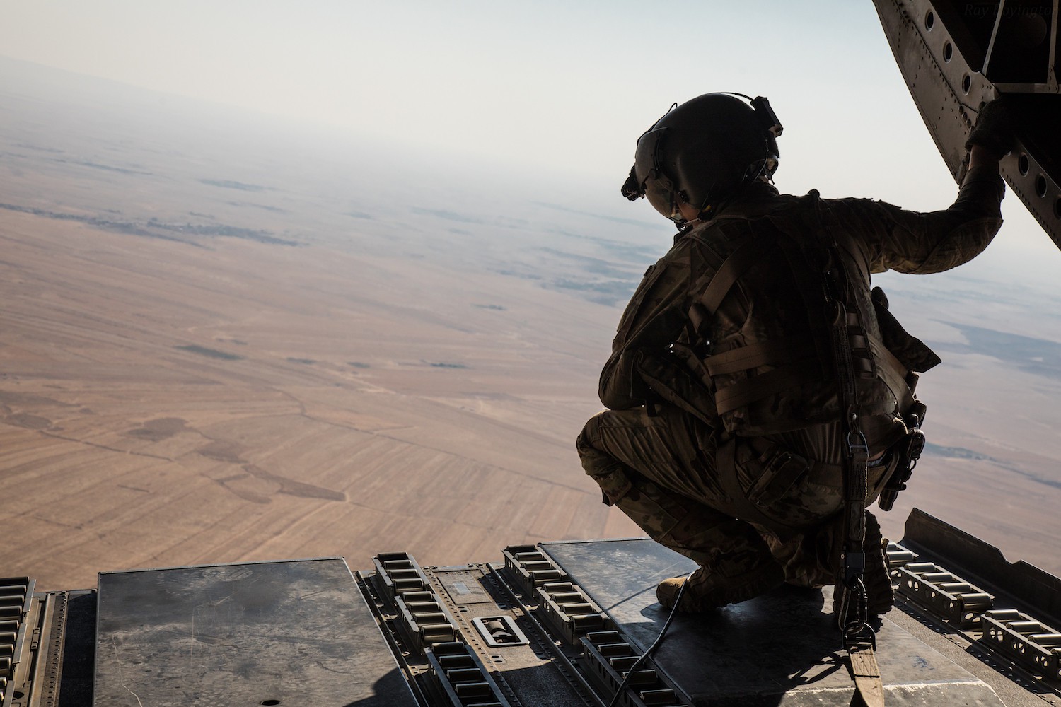 Được Mỹ chi tiền, Anh và Pháp điều thêm quân tới Syria?
