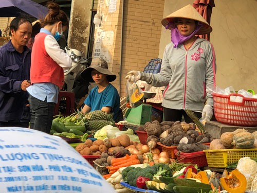 Lương tối thiểu phải tăng ít nhất 8%