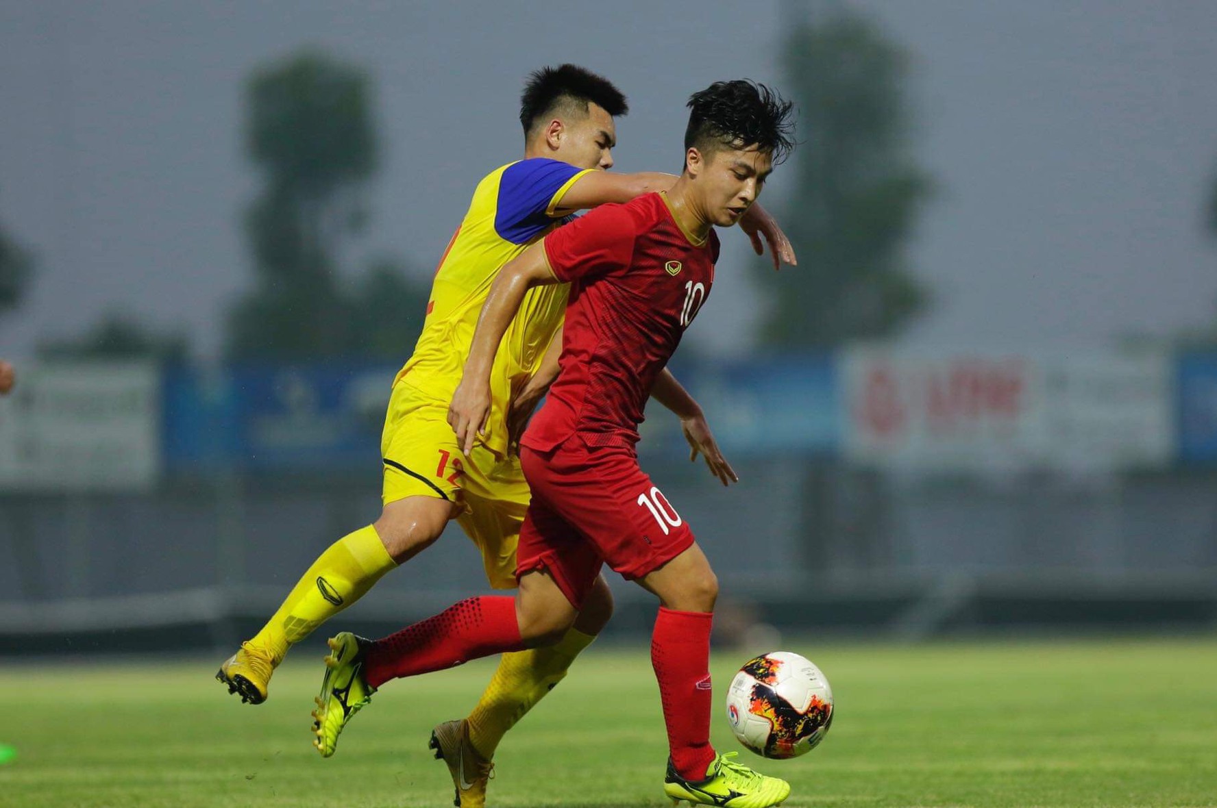 U22 Việt Nam đấu Trung Quốc: Có Hà Đức Chinh, vắng Martin Lò