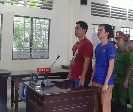 Hai cựu công an đánh người vi phạm giao thông tử vong lãnh 16 năm tù - Ảnh 1.