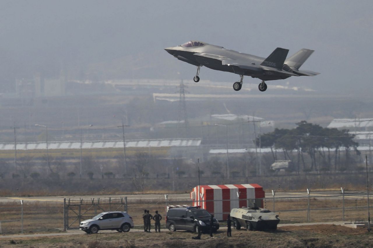 Triều Tiên dọa phát triển vũ khí đặc biệt bắn hạ “Tia chớp” F-35