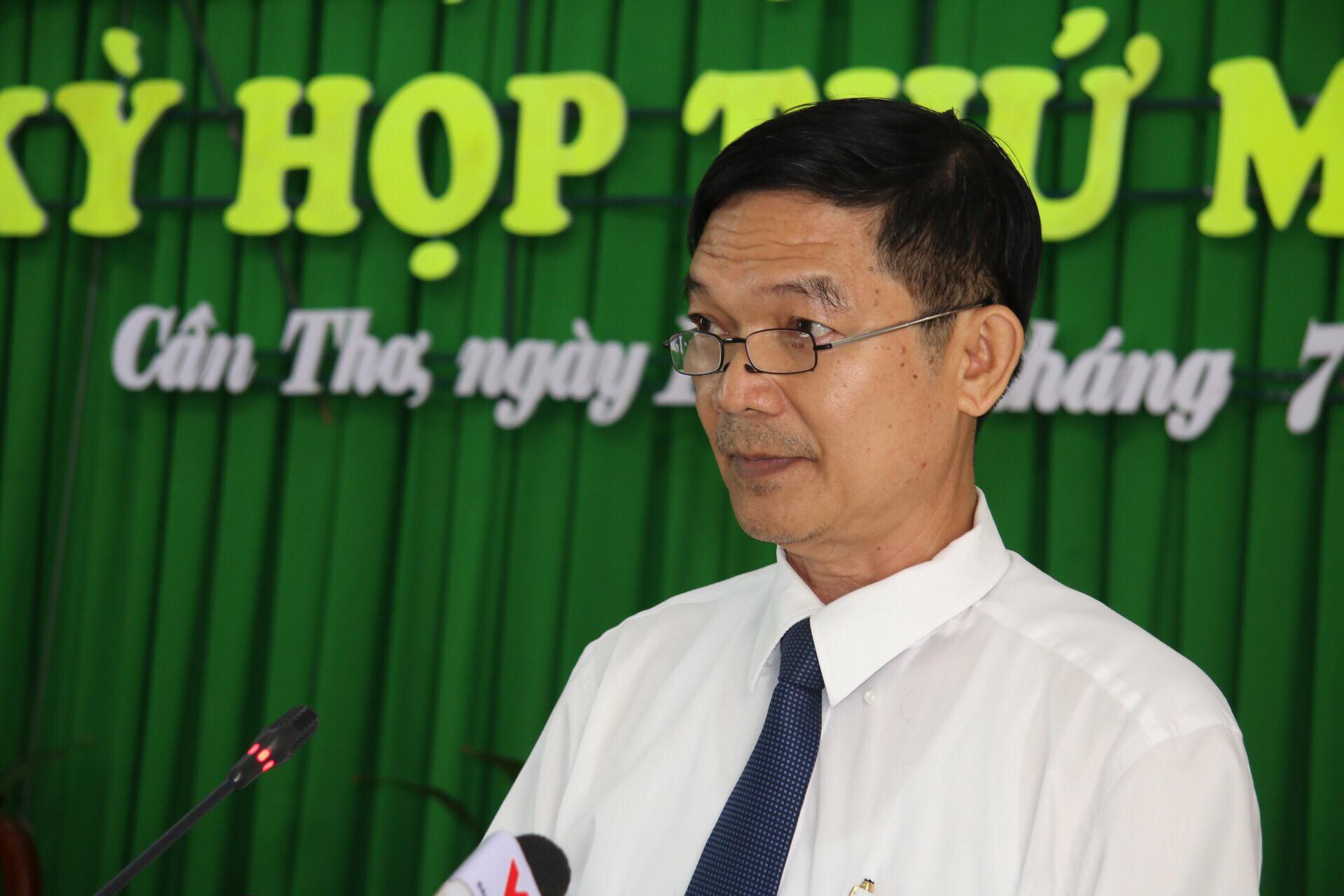 Họp HĐND TP Cần Thơ: Chất vấn nóng vụ xăng giả của đại gia Trịnh Sướng - Ảnh 1.