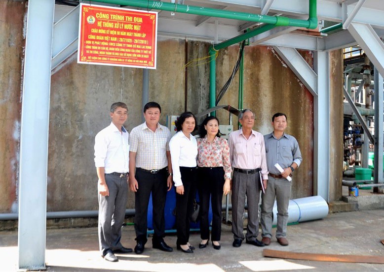 ĐỒNG THÁP: Gắn biển công trình mừng ngày thành lập Công đoàn Việt Nam